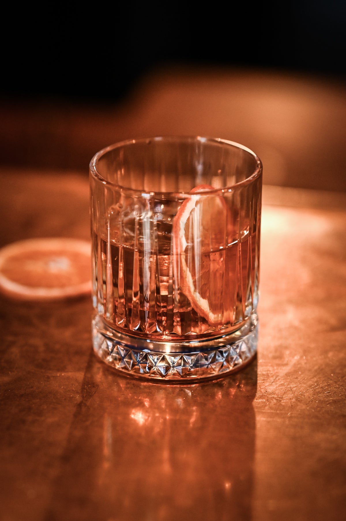 Rum Old Fashioned - En krydret og boozy sippecocktail