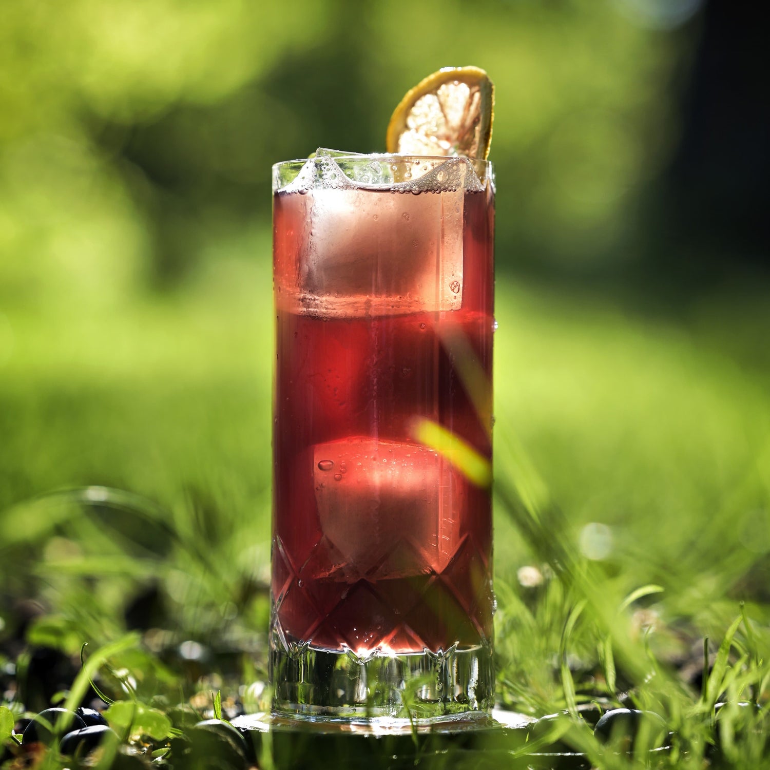 Very Berry Bluetiful Cocktail
