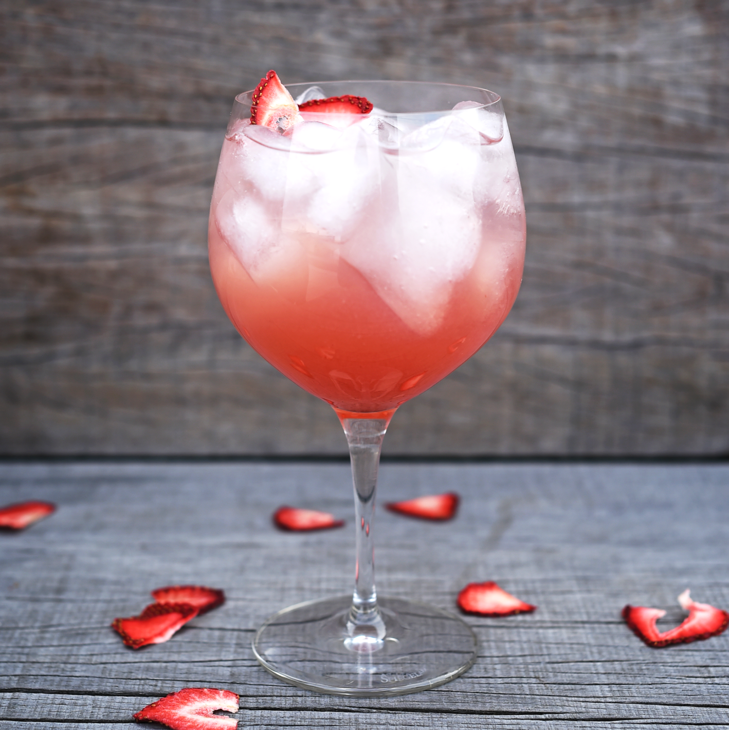 Strawberry Cooler Cocktail